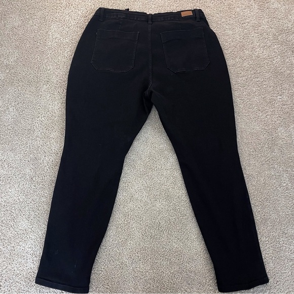 Judy Blue Black Jeans Jogger Style Plus-size - Picture 3 of 7
